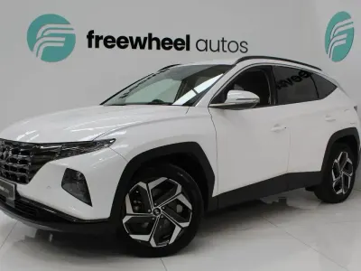 Used Hyundai Tucson Premium 230 HP (169 kW) 2023 White SUV