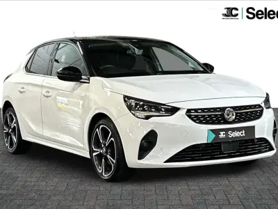 Used Vauxhall Corsa Elite 99 HP (72 kW) 2021 White Hatchback