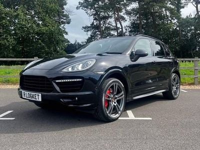 Used Porsche Cayenne Turbo 500 HP (367 kW) 2014 Black SUV