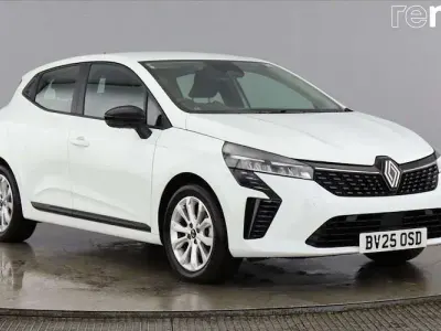 Used Renault Clio Evolution 143 HP (105 kW) 2025 White  Hatchback