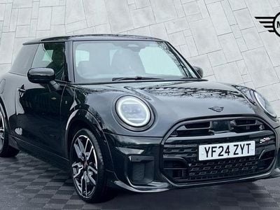 Used Mini Cooper Hatch 154 HP (113 kW) 2024 Black Hatchback