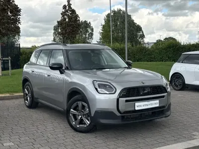 Używany Mini Countryman 168 KM (123 kW) 2024 Srebrny SUV