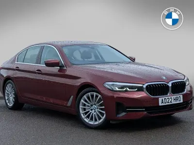 Gebraucht BMW 520 Sport Line 187 PS (137 kW) 2022 Rot