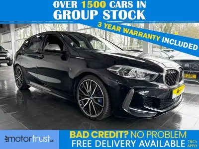 Begagnad BMW M135 Sport Line 306 HK (225 kW) 2022 Svart Halvkombi