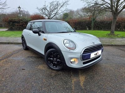 Silver Used 2016 Mini Cooper Hatch Hatchback | £8,950 (Good price)
