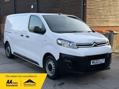 Używany Citroën Dispatch 2022 Biały Minivan