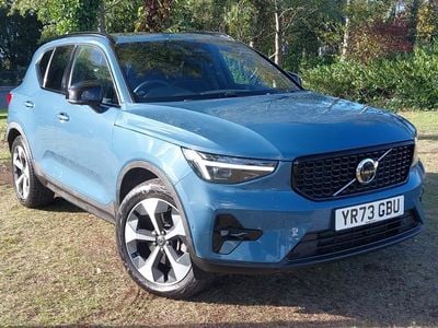 Used Volvo XC40 Ultimate 197 HP (144 kW) 2023 Blue SUV