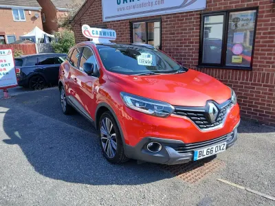Used Renault Kadjar Signature 130 HP (95 kW) 2016 Red SUV