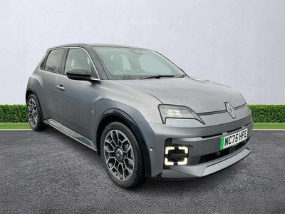 Used Renault R5 Komfort 110 kW (150 HP) 2026 Grey/black Hatchback