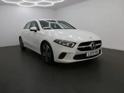 Used Mercedes A180 136 HP (100 kW) 2021 White Hatchback