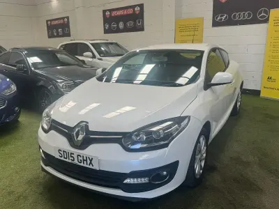 Używany Renault Mégane Coupé Dynamique 2015 Biały Coupe