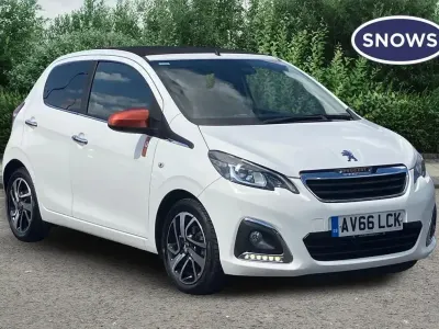 Used Peugeot 108 Roland Garros 82 HP (60 kW) 2016 White Hatchback