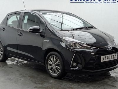Used Toyota Yaris Hybrid 101 HP (74 kW) 2020 Black Hatchback