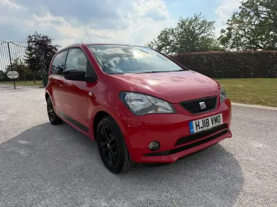 Begagnad Seat Mii Design 75 HK (55 kW) 2018 Röd Halvkombi