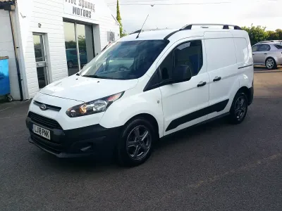 Used Ford Transit Connect 100 HP (73 kW) 2018 White MPV