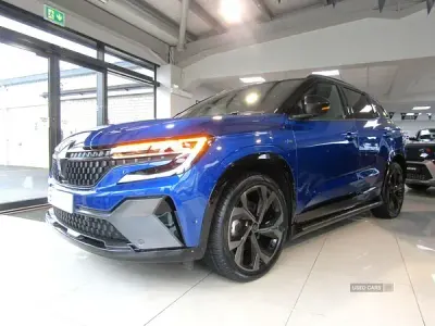 Used Renault Austral Techno Esprit Alpine 200 HP (147 kW) 2024 Blue/black SUV