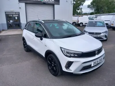 Used Vauxhall Crossland SRi 2021 White SUV