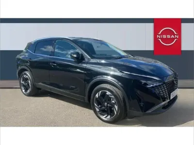 Ny Nissan Qashqai N-Connecta 140 HK (102 kW) 2025 Svart SUV