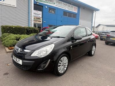 Second-hand Vauxhall Corsa Excite 65 CP (47 kW) 2011 Negru Hatchback