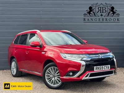 Used Mitsubishi Outlander P-HEV 2019 Red SUV