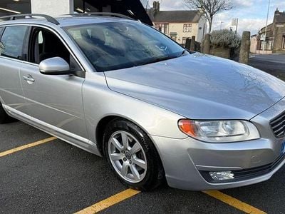 Silver Used 2014 Volvo V70 Business Edition Estate | £6,795 (Good price)