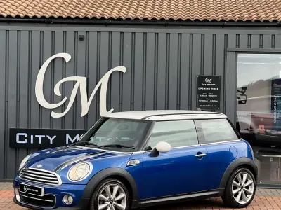 Usado Mini Cooper D Hatch 2012 Azul Utilitario