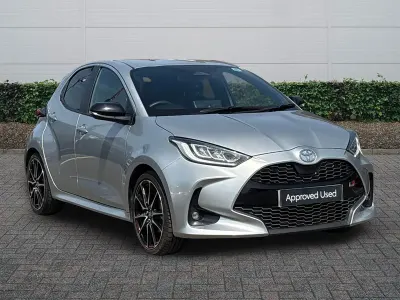 Used Toyota Yaris Sport 116 HP (85 kW) 2024 Silver Hatchback