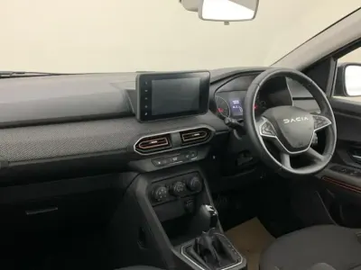 Used Dacia Sandero Expression 89 HP (65 kW) 2023 Green