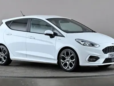 Usado Ford Fiesta ST-Line X 125 HP (91 kW) 2019 Branco Citadino