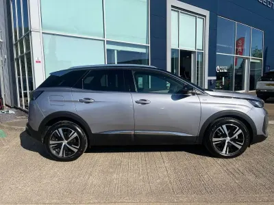 Second-hand Peugeot 3008 GT 129 CP (94 kW) 2023 Gri SUV