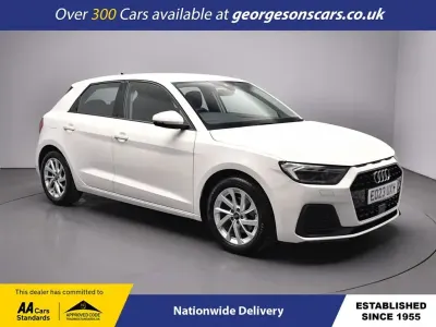Usado Audi A1 Sportback Sport 110 HP (80 kW) 2023 Branco Citadino