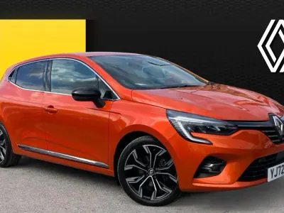 Usado Renault Clio V Techno 145 CV (106 kW) 2023 Naranja Utilitario