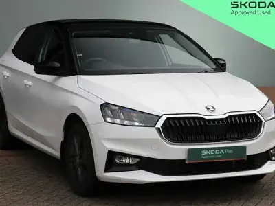 Used Skoda Fabia Design Edition 95 HP (69 kW) 2025 Candy white black magic pearl effect Hatchback