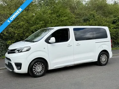 Usado Toyota Proace Verso H1 120 CV (88 kW) 2021 Blanco Monovolumen