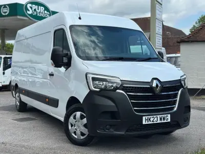 Używany Renault Master Business 2023 Biały Minivan