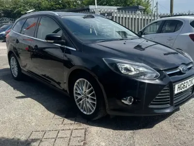 Used Ford Focus Zetec 115 HP (84 kW) 2012 Black Estate