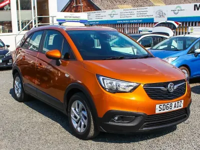 Used Vauxhall Crossland X 83 HP (61 kW) 2018 Orange SUV