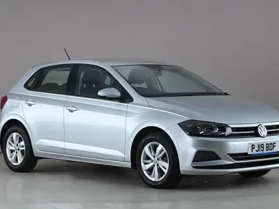 Begagnad VW Polo SE 65 HK (47 kW) 2019 Silver Halvkombi