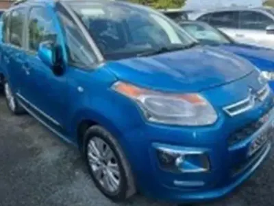 Begagnad Citroën C3 Picasso Exclusive 120 HK (88 kW) 2013 Blå Minibuss