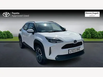 Used Toyota Yaris Hybrid 116 HP (85 kW) 2023 White Hatchback