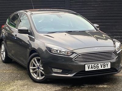 Used Ford Focus Zetec 125 HP (91 kW) 2017 Grey Hatchback
