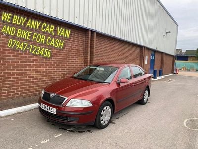 Used Skoda Octavia Ambiente 105 HP (77 kW) 2005 Red Hatchback