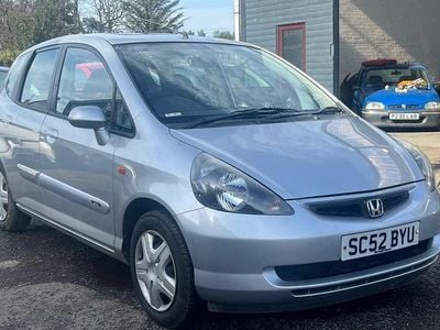 Used Honda Jazz SE 83 HP (61 kW) 2003 Silver Hatchback
