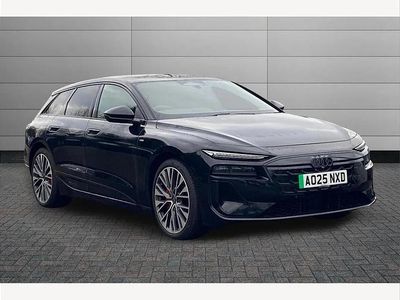 Black Used 2025 Audi e-tron Comfort SUV | £55,998