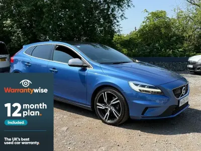 Used Volvo V40 R-Design Pro 190 HP (139 kW) 2016 Blue Hatchback