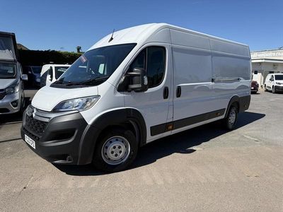 Usado Citroën Relay 140 HP (102 kW) 2023 Branco Van
