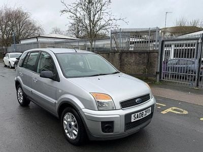 Used Ford Fusion Zetec 68 HP (50 kW) 2008 Silver Hatchback