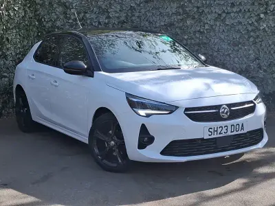 Second-hand Vauxhall Corsa 2023 Alb Hatchback