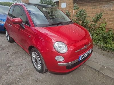 Usado Fiat 500 Lounge 69 HP (50 kW) 2013 Vermelho Citadino