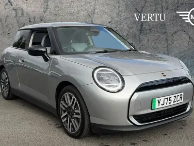 New Mini Cooper Classic 135 kW (184 HP) 2026 Silver Hatchback